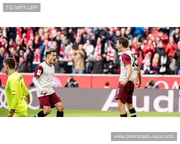 德甲拜仁慕尼黑3-0轻取云达不莱梅,凯恩三分钟内梅开二度展现进攻效率 德甲拜仁慕尼黑3-0轻取云达不莱梅,凯恩三分钟内梅开二度展现进攻效率